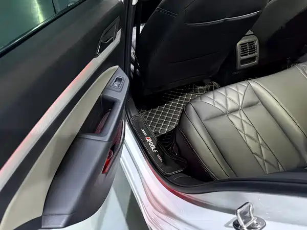 Volkswagen Golf 2024