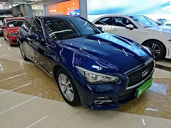 Infiniti Q50L 2017