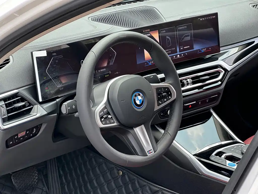 BMW i3 2024 — фото 7