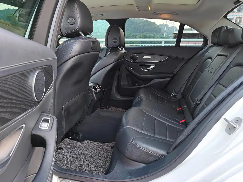 Mercedes-Benz C-Class 2018