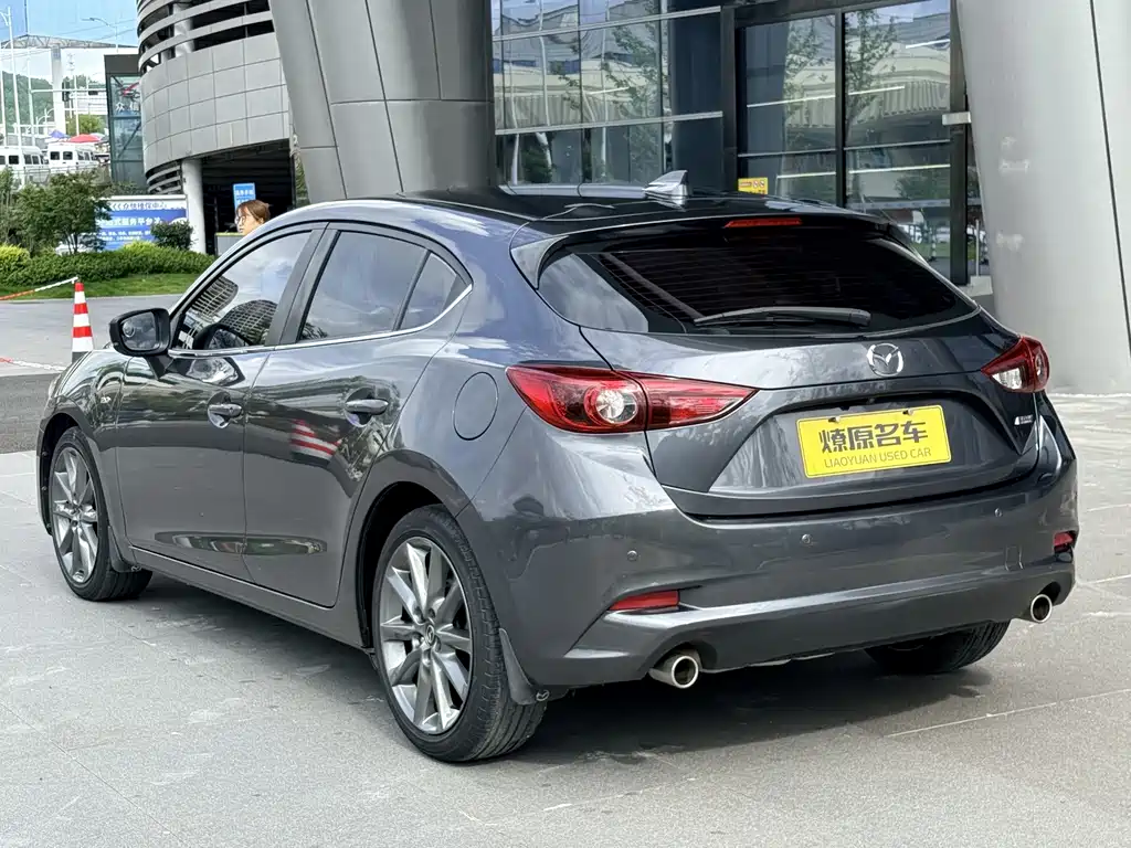 Mazda 3 Axela 2018