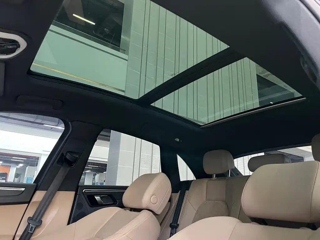 Porsche Macan 2020 — фото 22