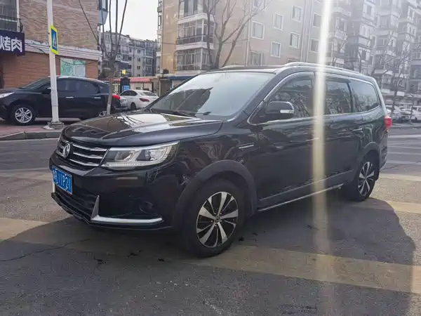 Dongfeng Jingyi X6 2017