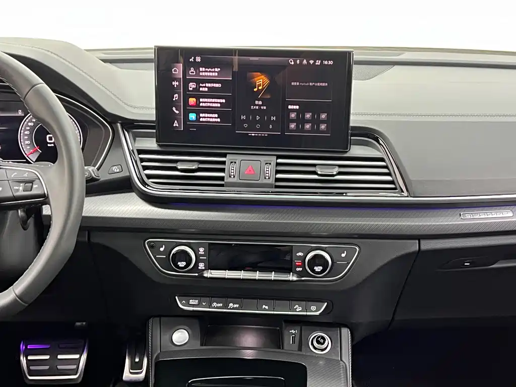 Audi Q5L 2025 — фото 14