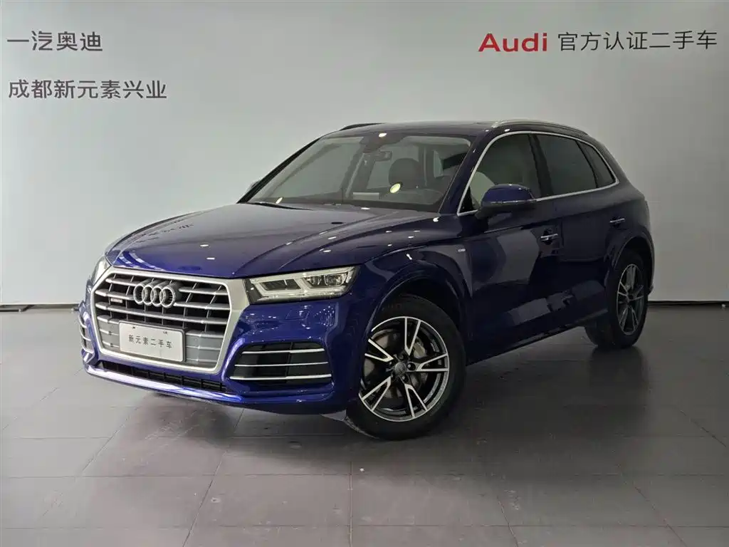 Audi Q5L 2019 — фото 1