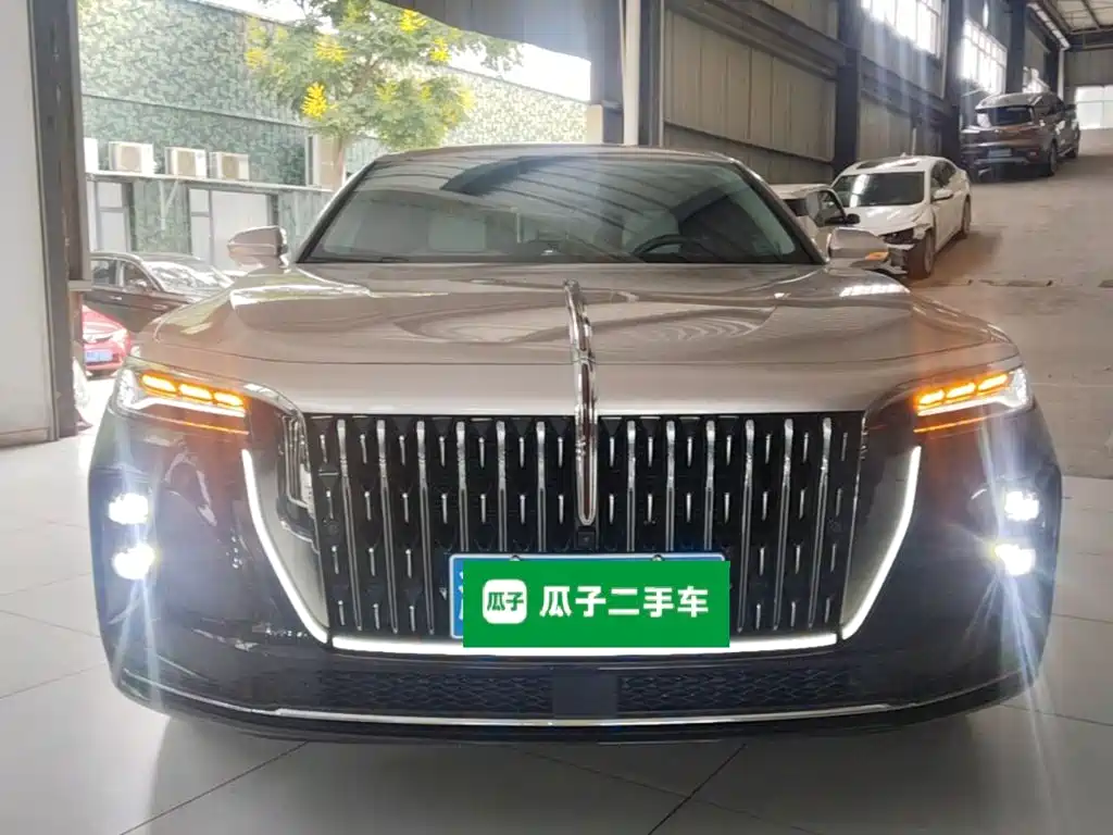 Hongqi H9 2025 — фото 3