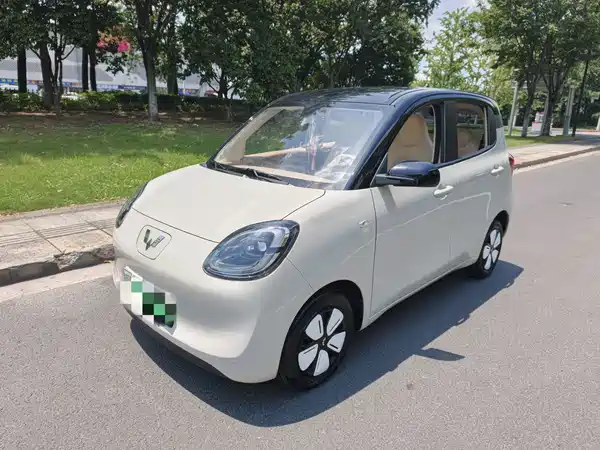 Wuling Hongguang MINIEV 2025