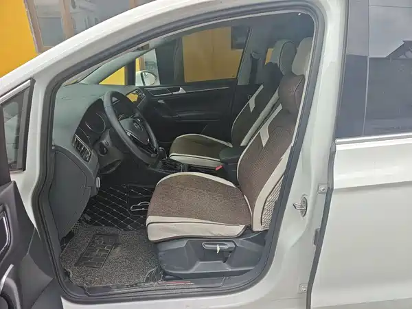 Volkswagen Golf Jialu 2019