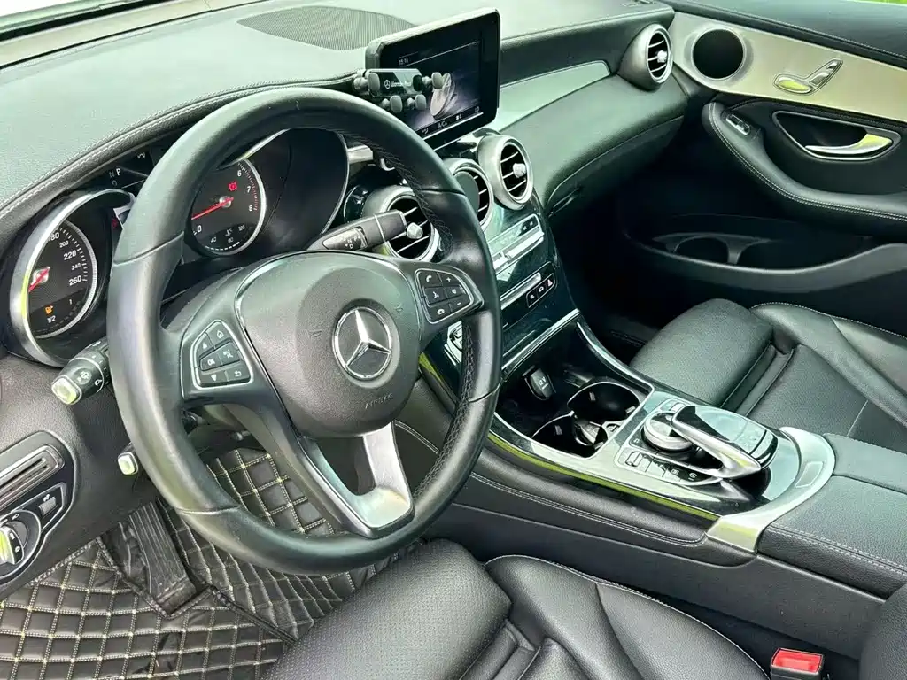 Mercedes-Benz GLC 2019