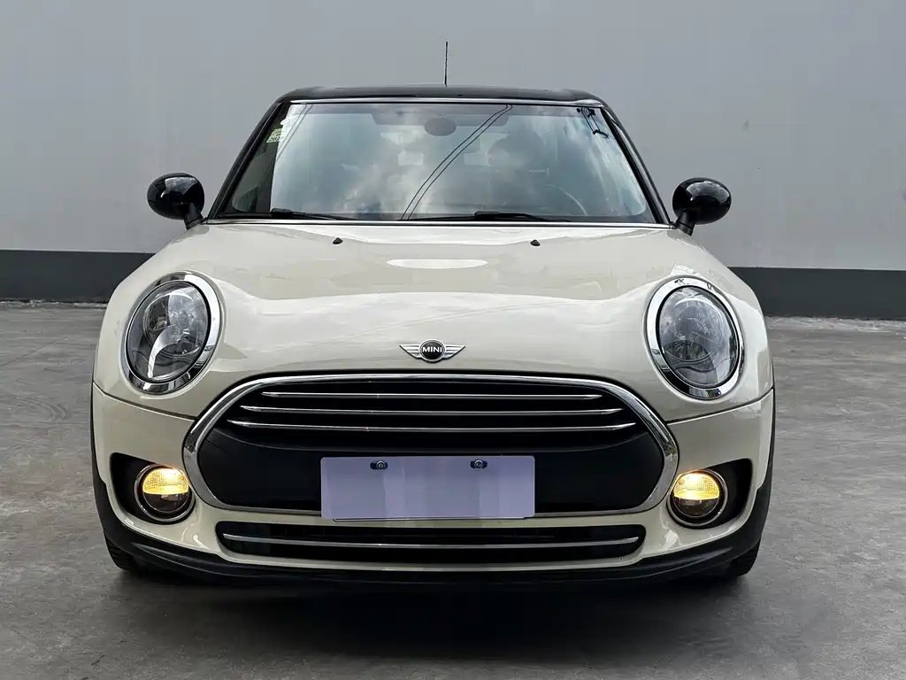 MINI Clubman 2016