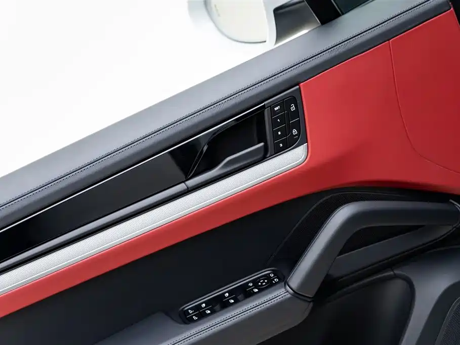 Porsche Cayenne 2026 — фото 16