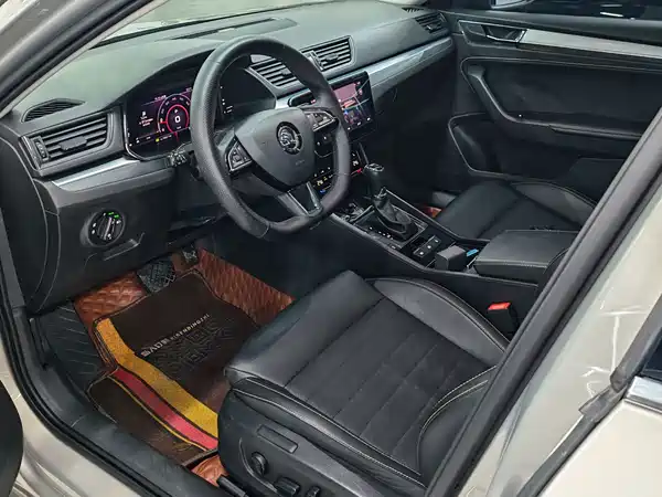 Skoda Superb 2021