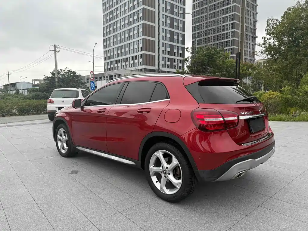 Mercedes-Benz GLA 2018 — фото 12