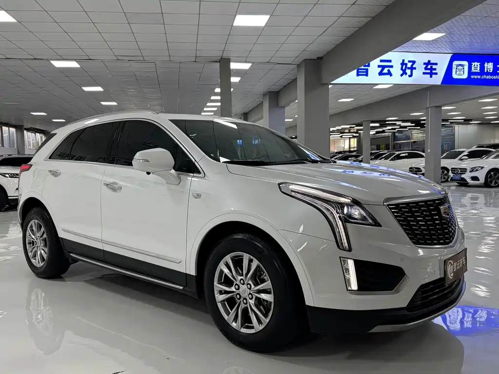 Cadillac XT5 2022 — фото 3