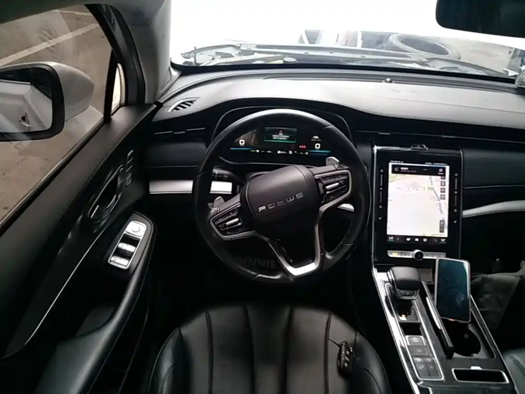 Roewe RX5 eMAX 2020 — фото 11