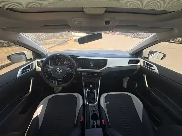 Volkswagen Polo 2021