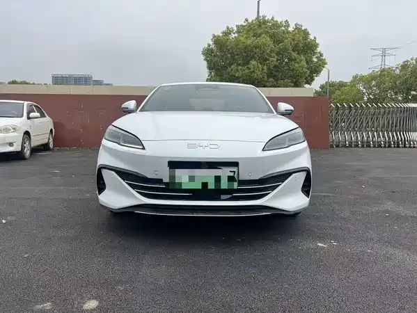 BYD Seal 06 2025