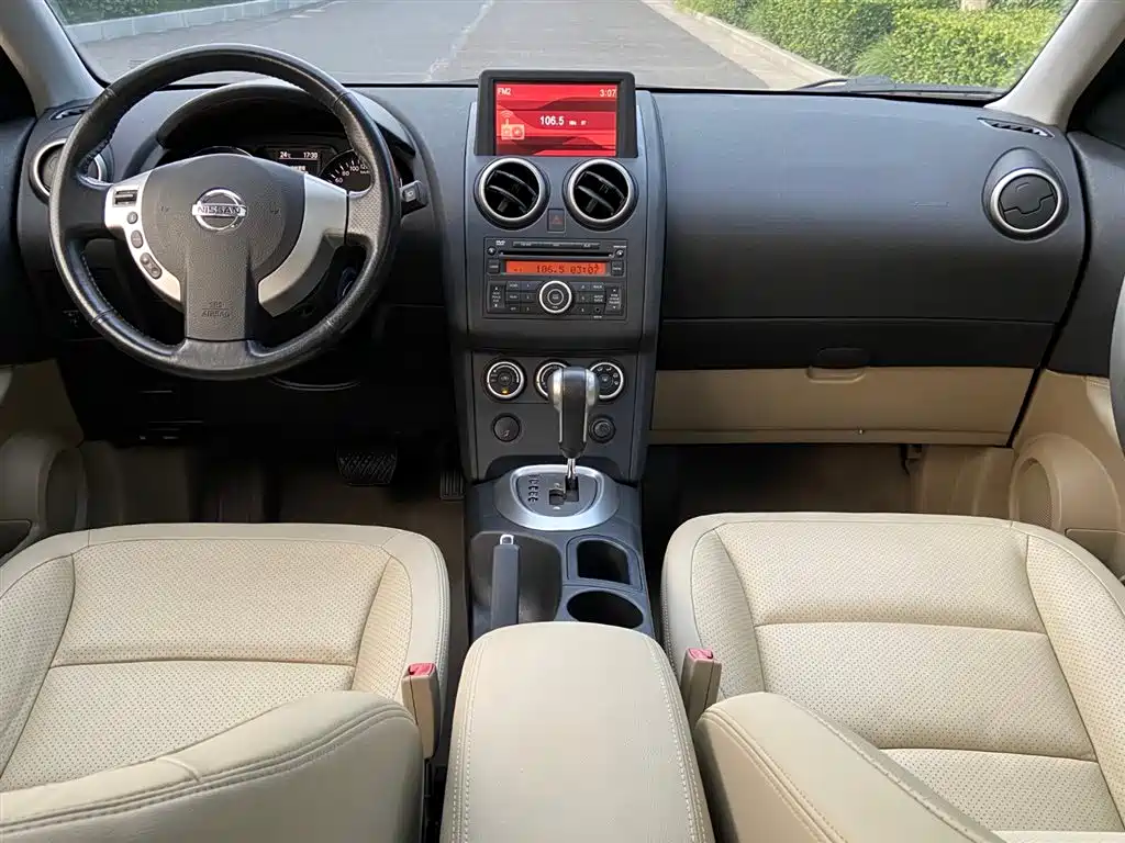 Nissan Qashqai 2012 — фото 10