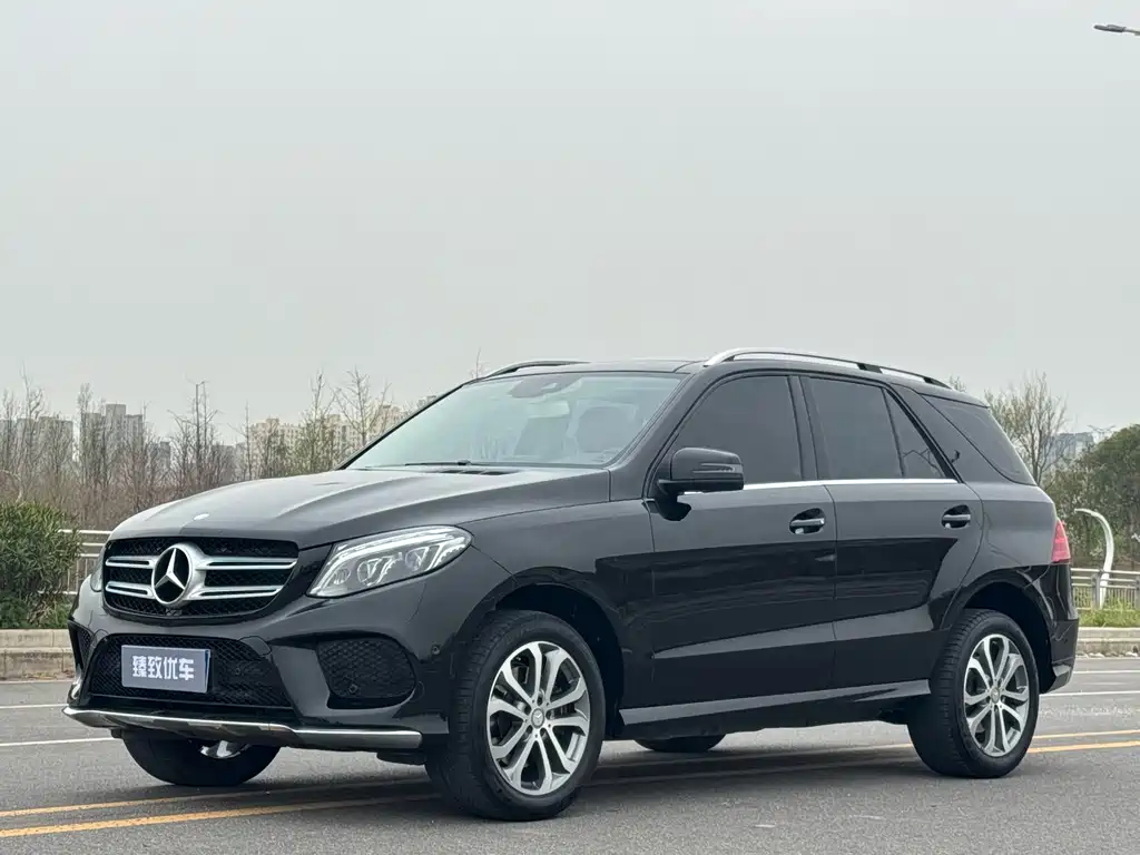 Mercedes-Benz GLE 2016