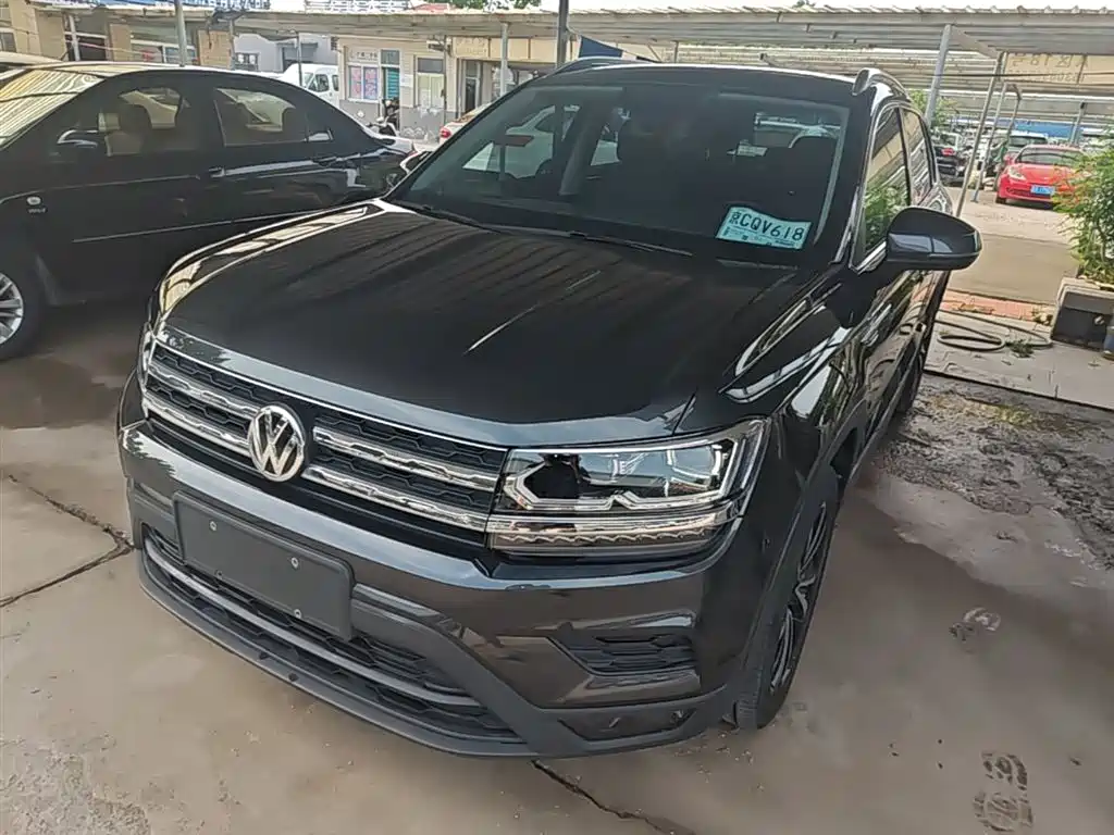 Volkswagen Tharu 2018 — фото 1