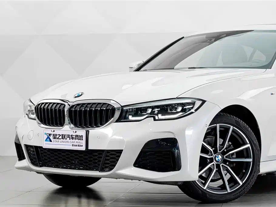 BMW 3 Series 2022