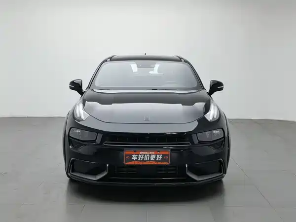 Lynk & Co 02 Hatchback 2023