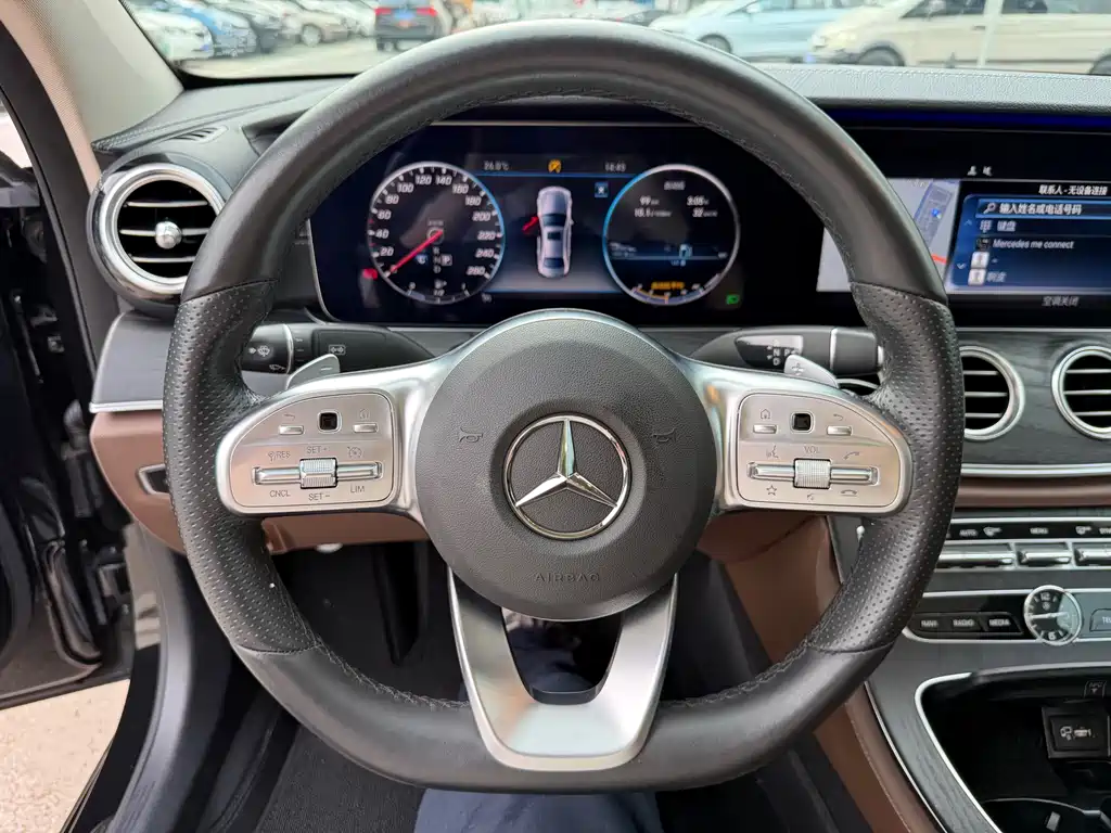 Mercedes-Benz E-Class 2020 — фото 12