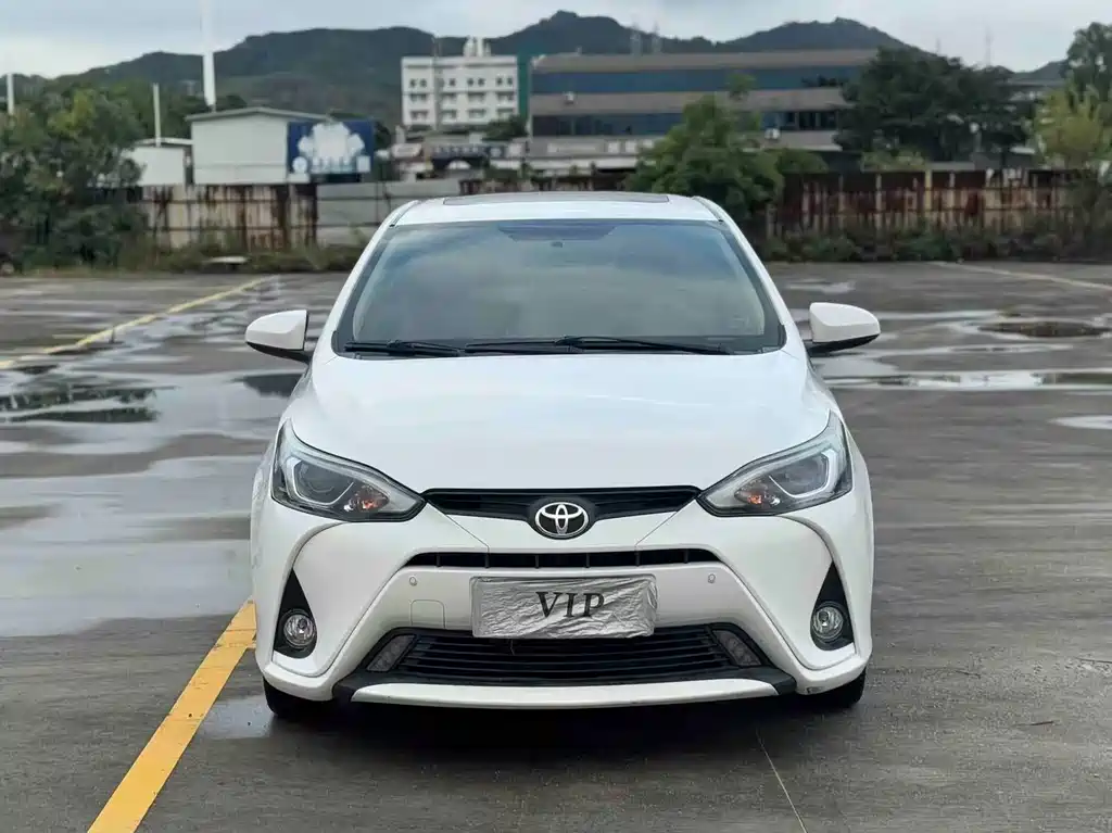 Toyota Yaris L 2017
