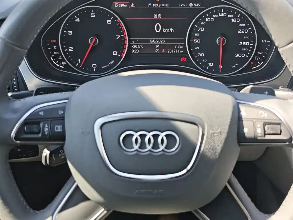 Audi A6L 2015 — фото 15