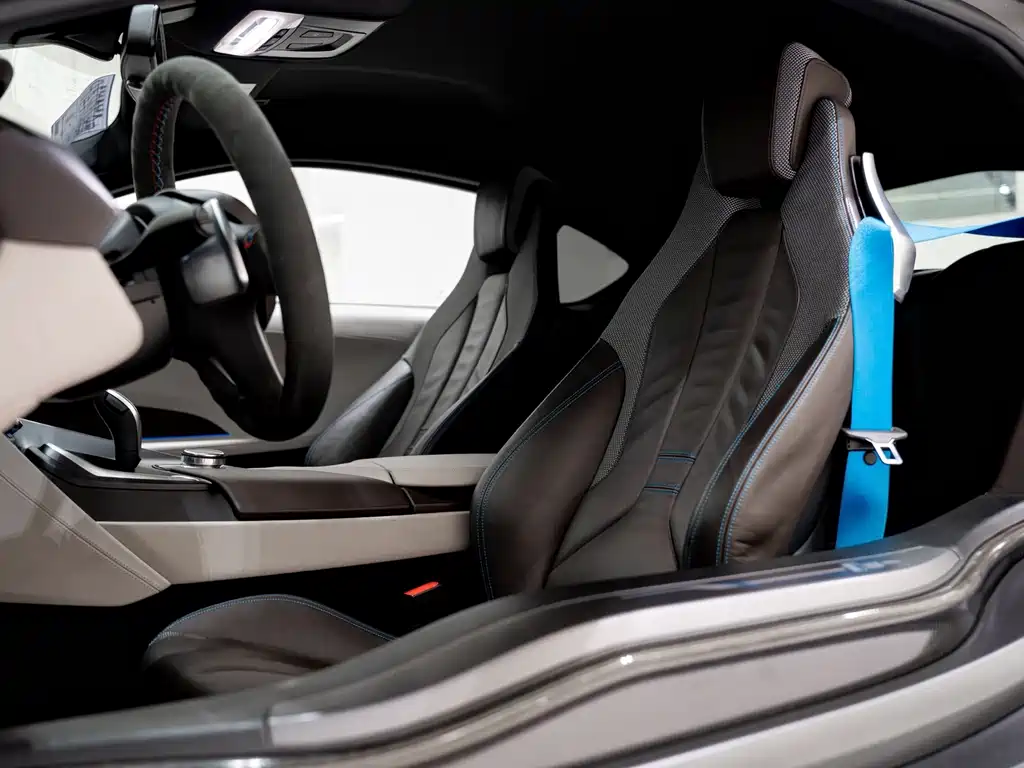 BMW i8 2018 — фото 18