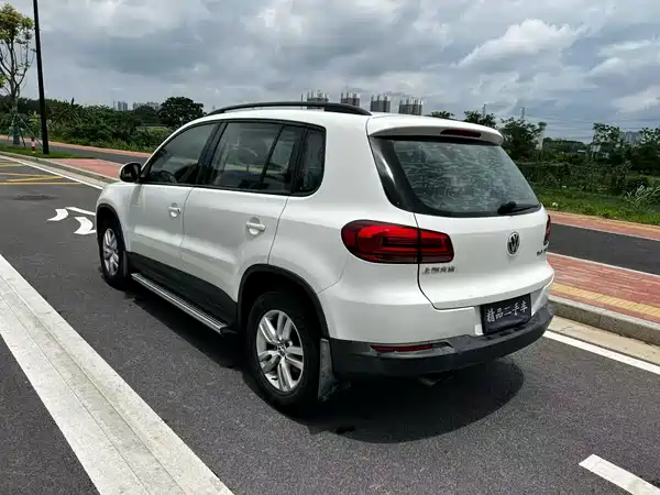 Volkswagen Tiguan 2015