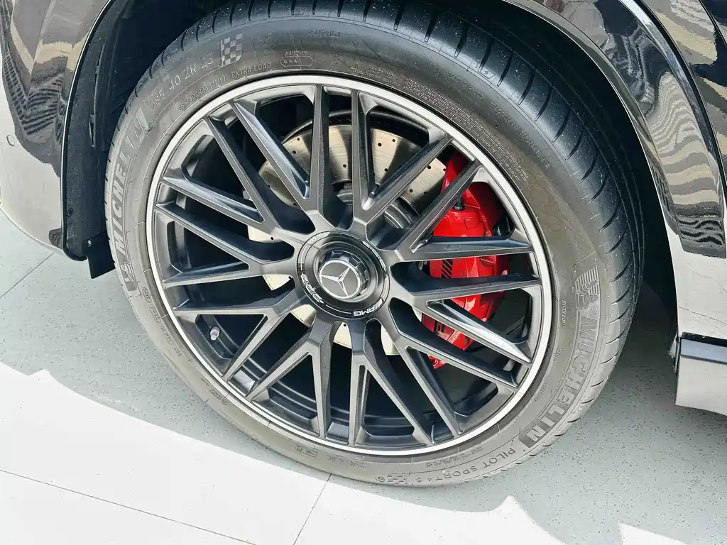 Mercedes-Benz GLS AMG 2025 — фото 21