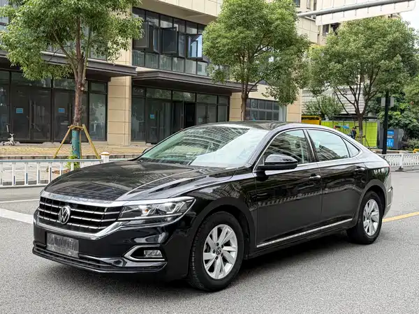 Volkswagen Passat 2021