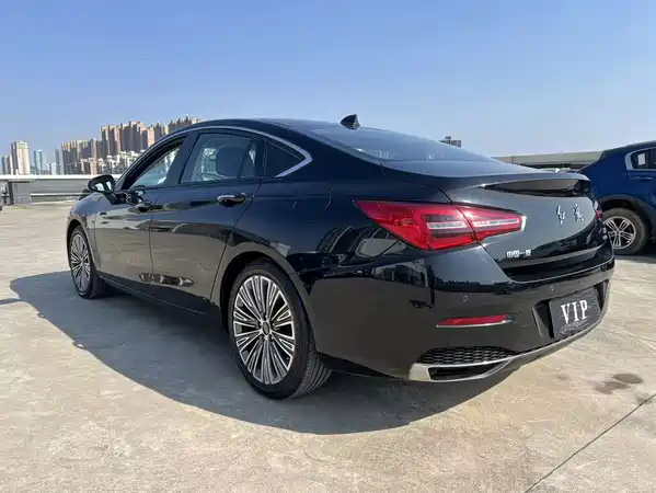 Hongqi H5 2022