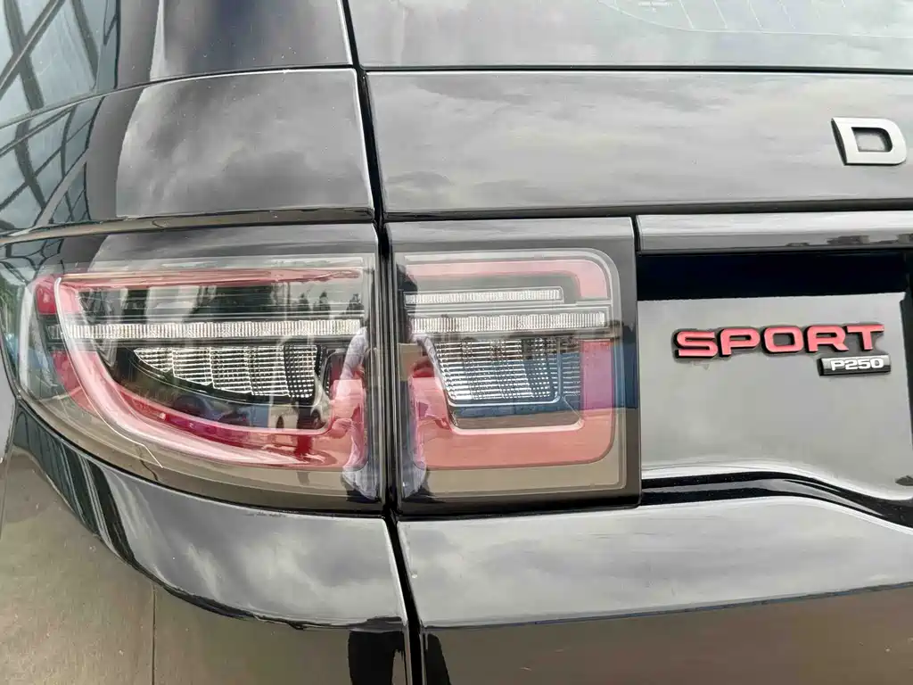 Land Rover Discovery Sport 2022 — фото 16