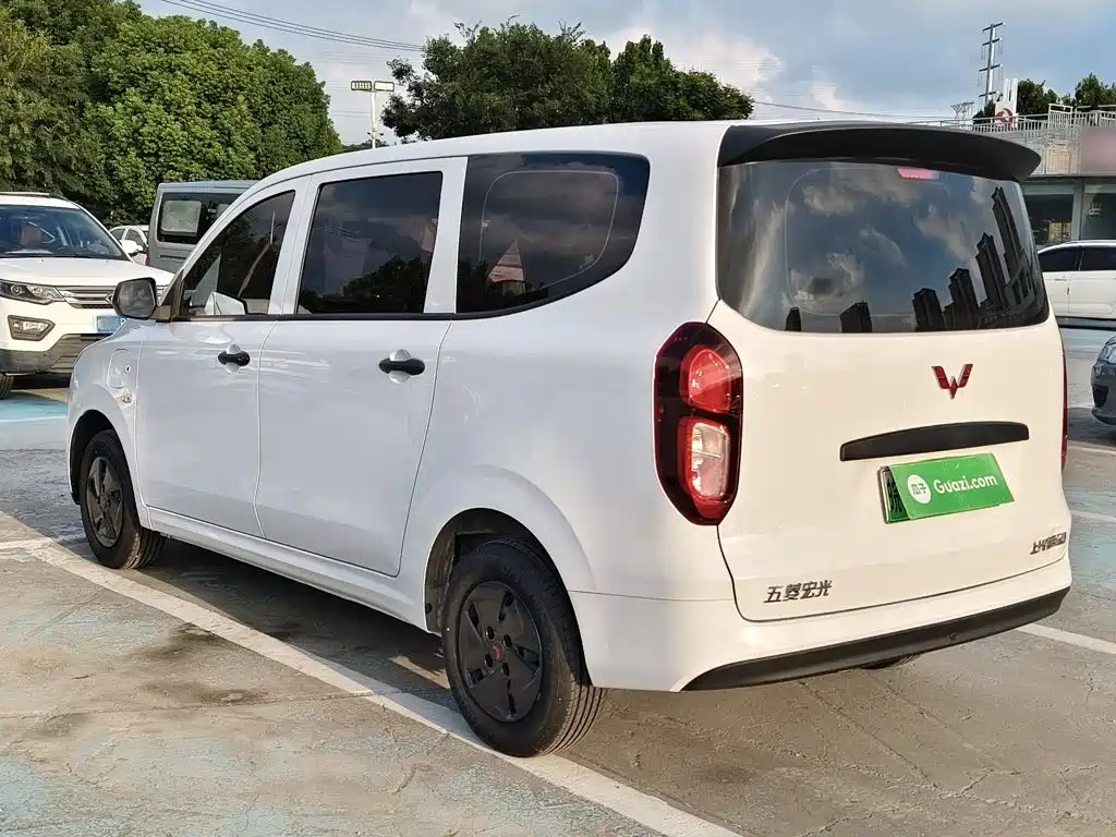 Wuling Hongguang New Energy 2025 — фото 5