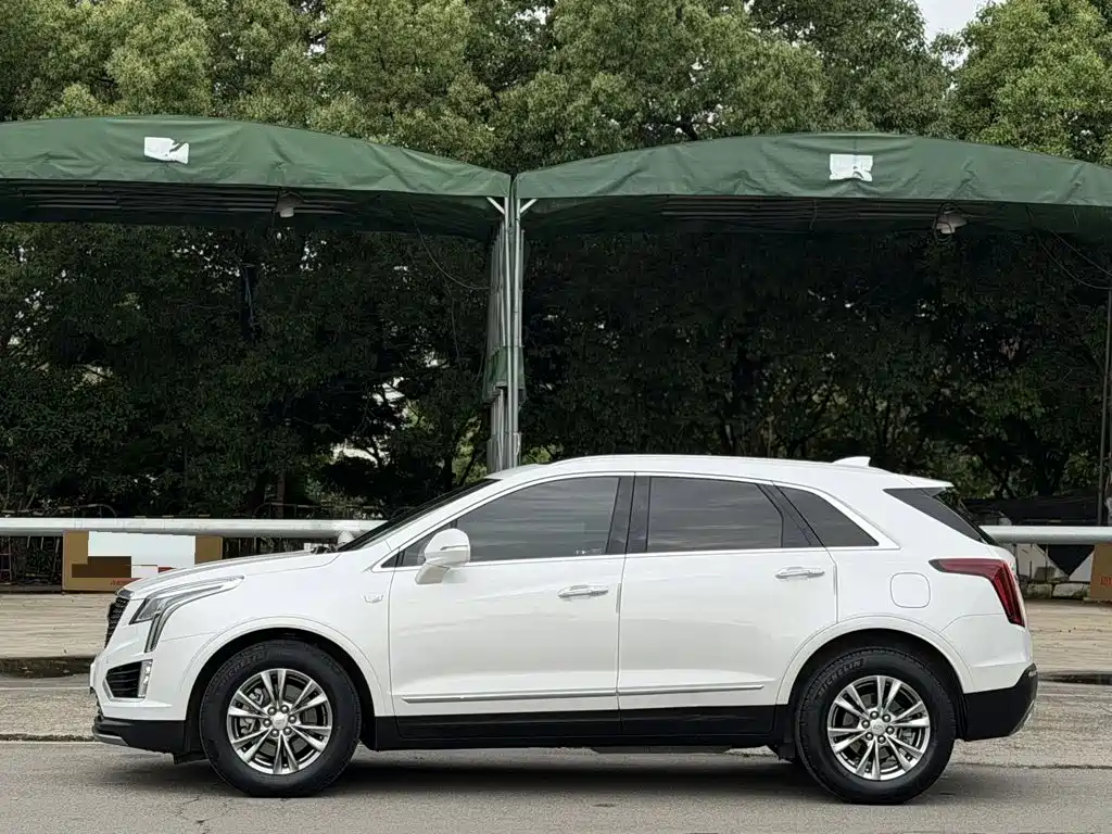 Cadillac XT5 2020 — фото 7