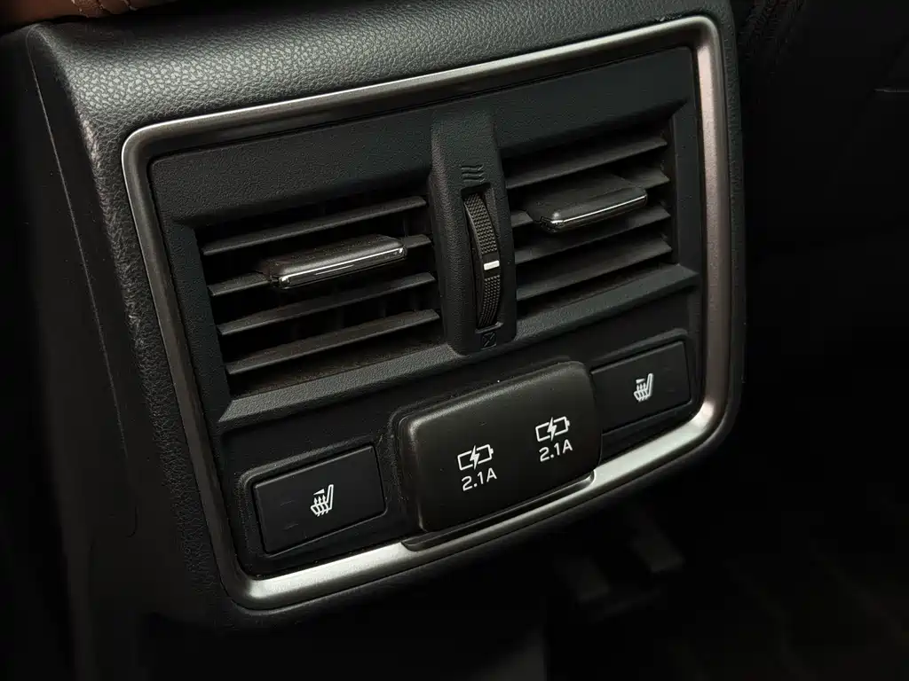 Subaru Forester 2023 — фото 26