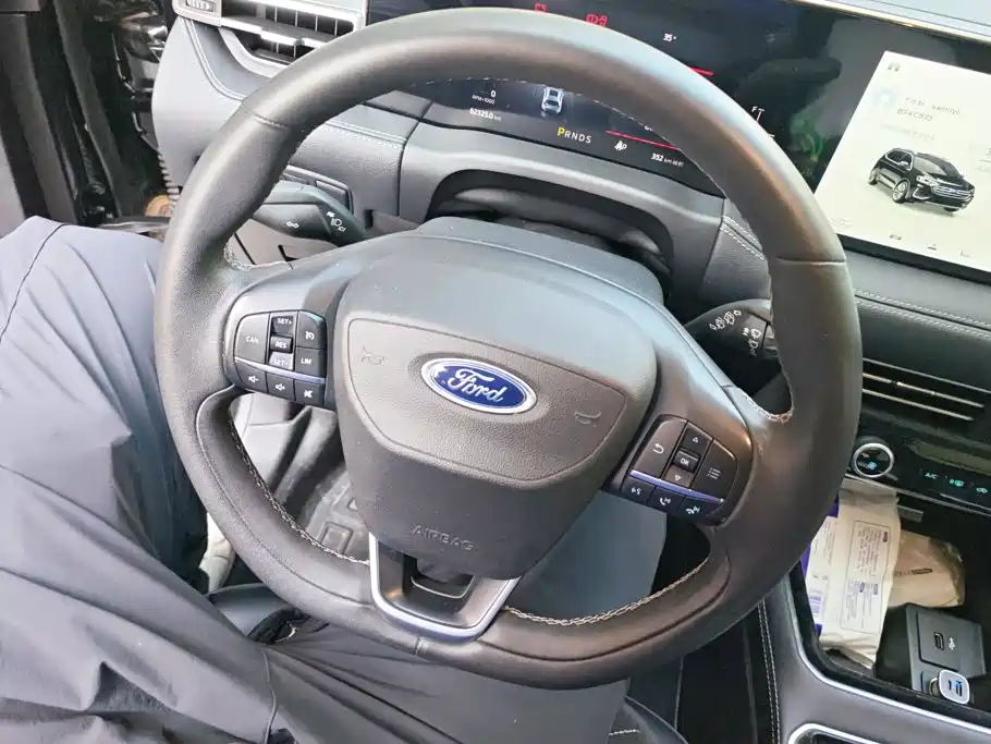 Ford Edge 2021 — фото 15