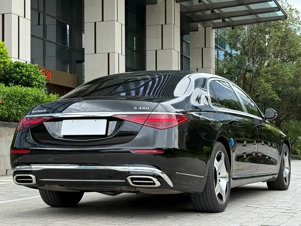 Mercedes-Benz Maybach S-Class 2022 — фото 23