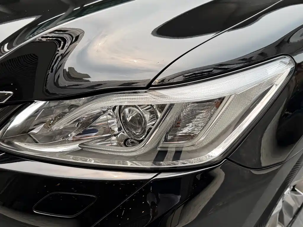Toyota Crown 2016 — фото 14
