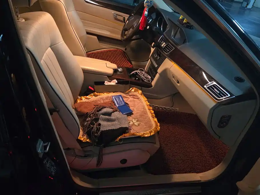 Mercedes-Benz E-Class 2014