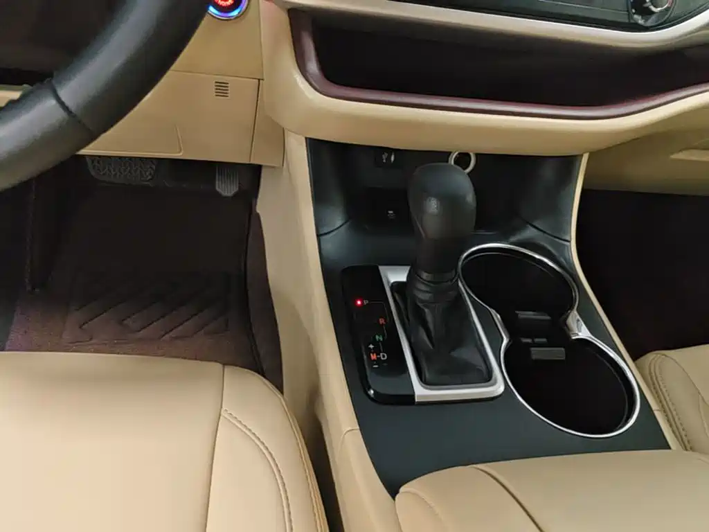 Toyota Highlander 2018 — фото 14