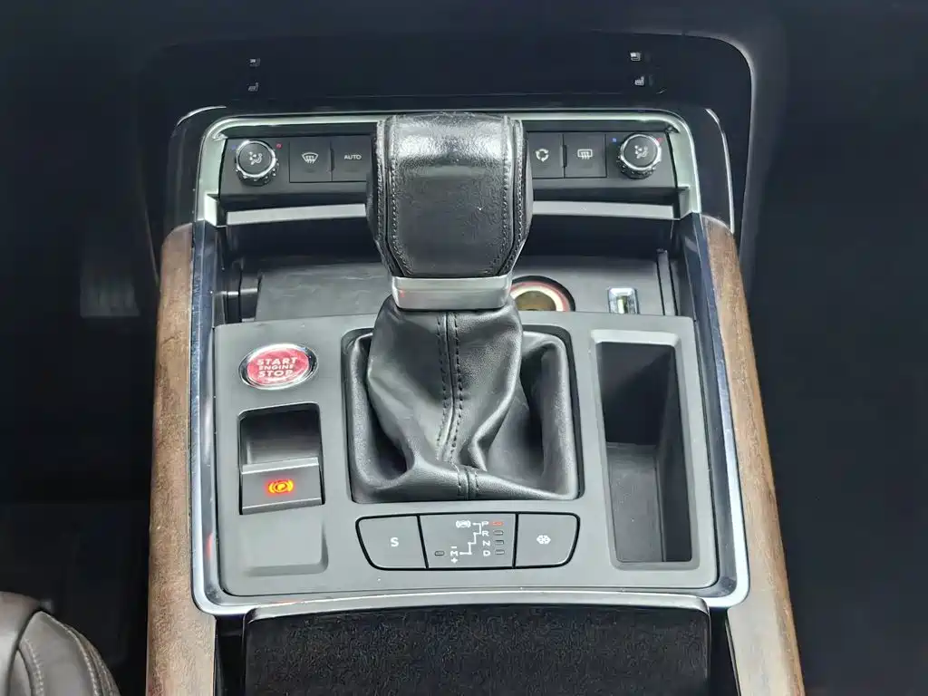 Citroën C6 2016 — фото 13