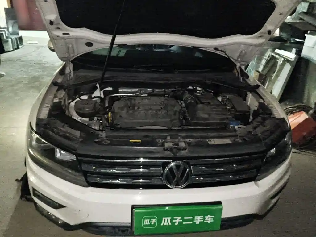 Volkswagen Tiguan L 2020 — фото 11