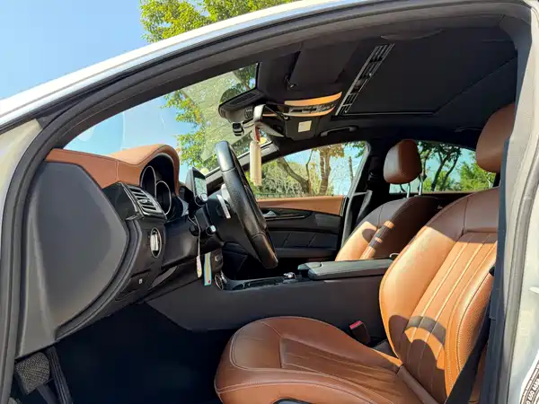 Mercedes-Benz CLS 2016