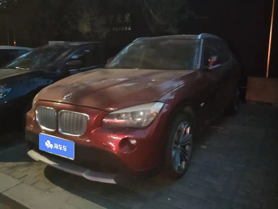BMW X1 2012 — фото 1