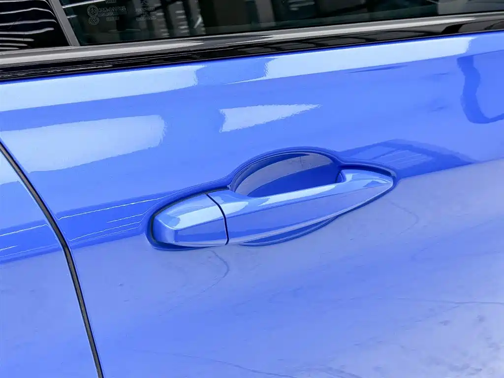 BMW 1 Series 2022 — фото 10
