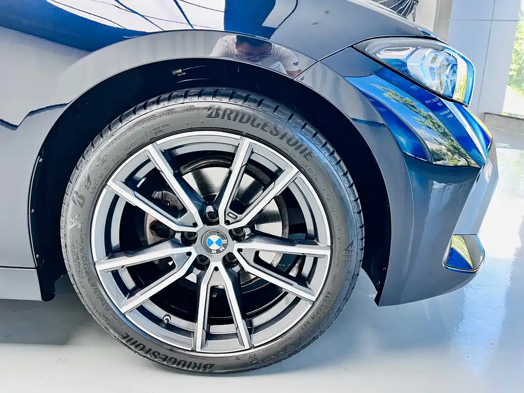 BMW 3 Series 2024