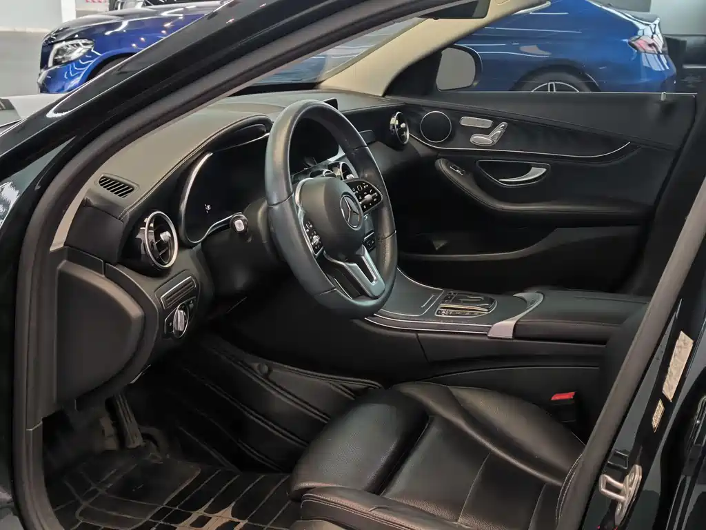 Mercedes-Benz C-Class 2019
